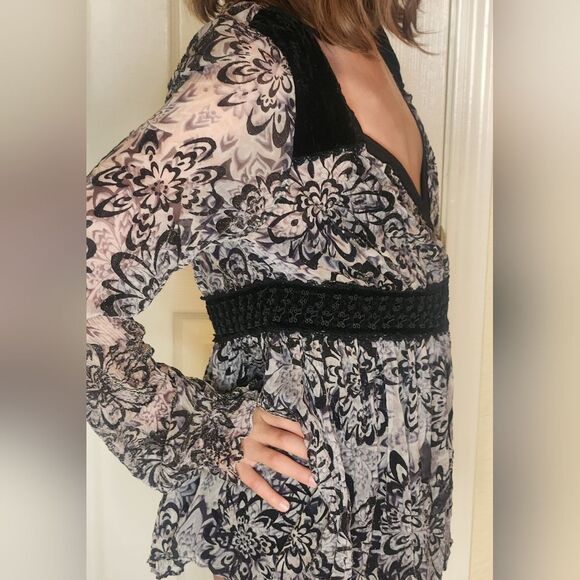 Eci 8 Gray Black 100% SILK LSlv Zipp Flocking Floral Print V-neck Women Blouse - Picture 3 of 12